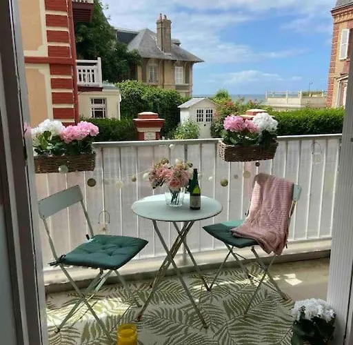 Joli Vue , Au Bout De La Rue ! Apartman *