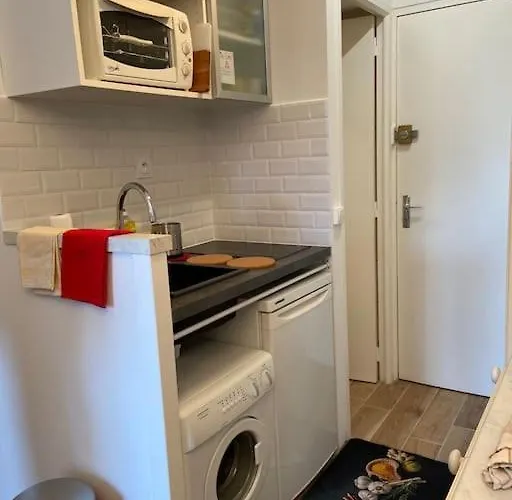 Joli Vue , Au Bout De La Rue ! *