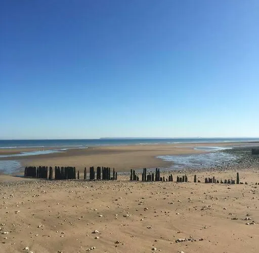 Joli Vue , Au Bout De La Rue ! *